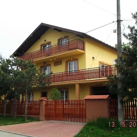 B & B Leliwa Тарнув Екстер'єр фото
