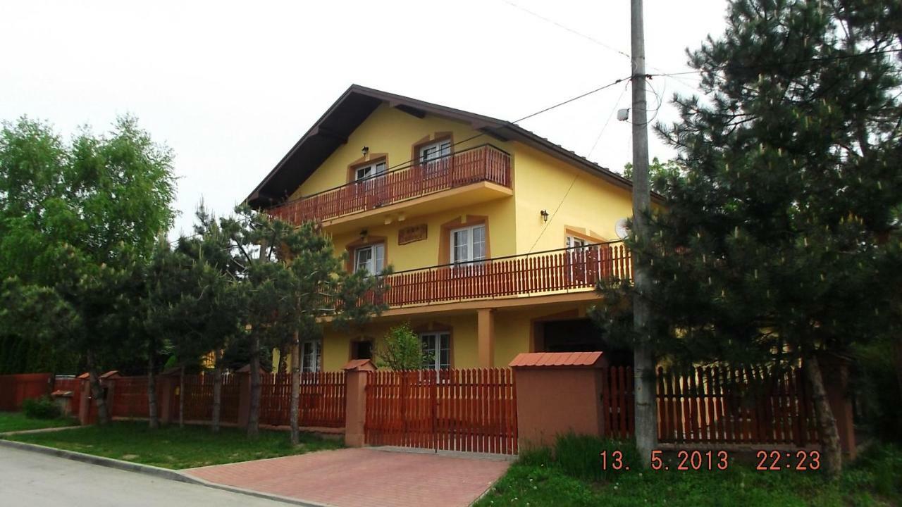 B & B Leliwa Тарнув Екстер'єр фото